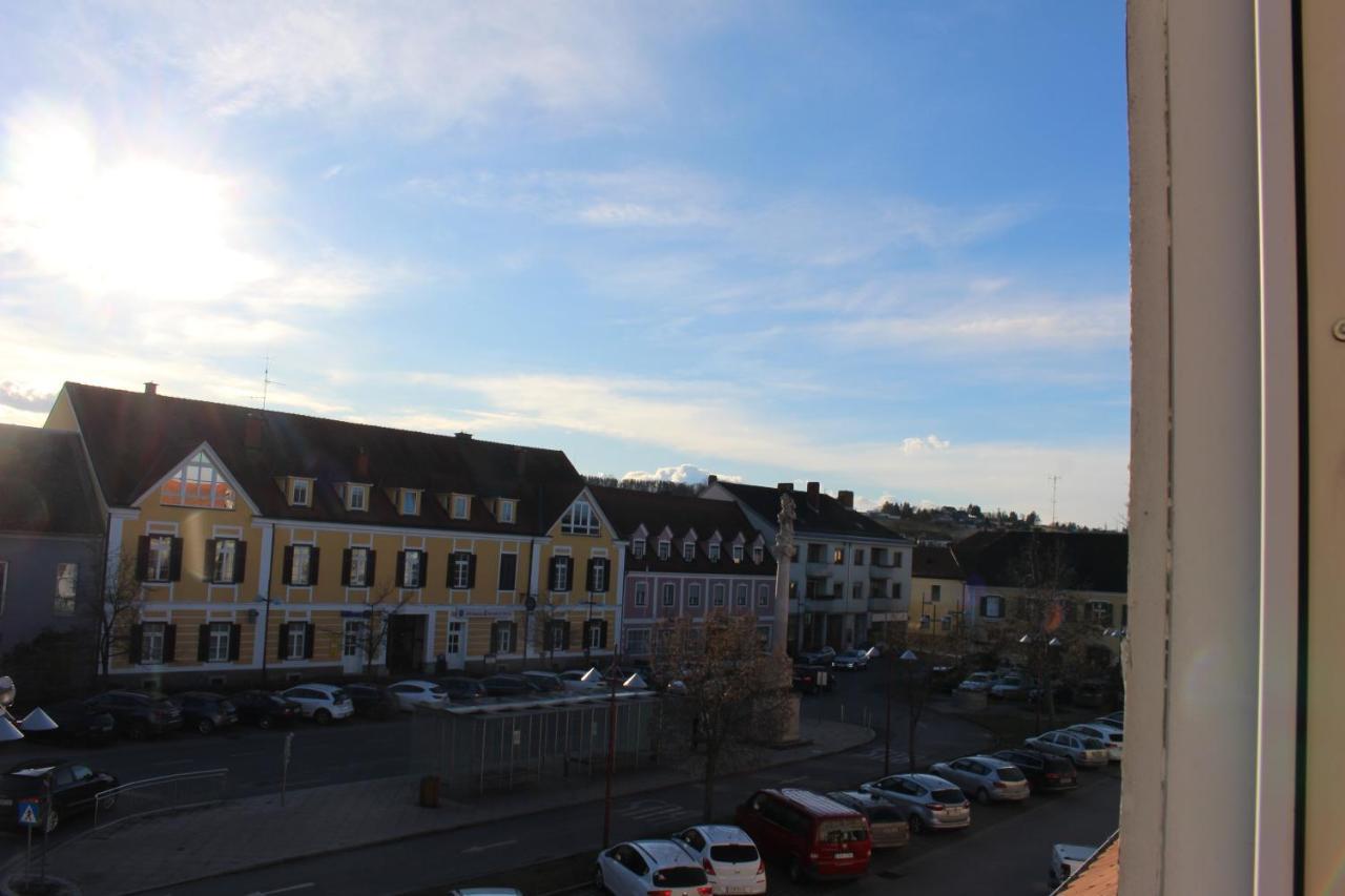 Apartamento Haus Semmi Fuerstenfeld Exterior foto
