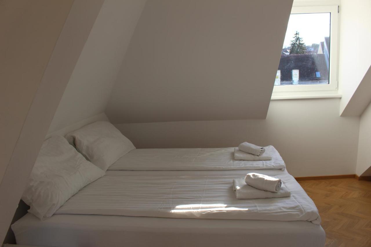 Apartamento Haus Semmi Fuerstenfeld Exterior foto