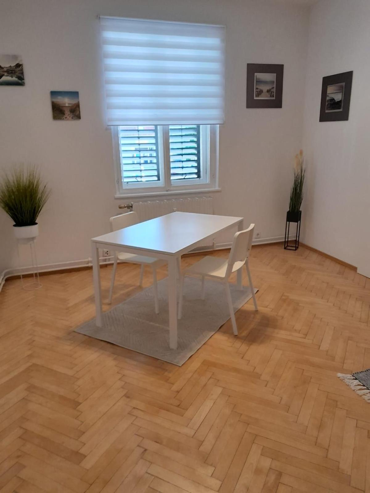 Apartamento Haus Semmi Fuerstenfeld Exterior foto